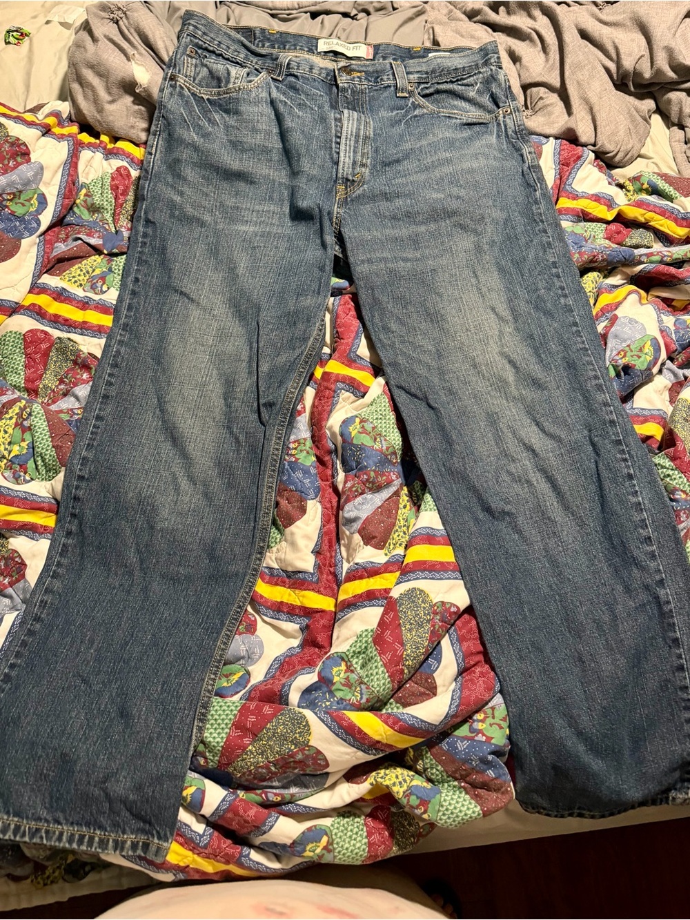 Levi's Men's Faded Blue Relaxed Straight Jeans